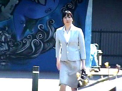 ＜野ション！＞「やめて…」おしっこ我慢してる巨乳おっぱい清楚OL！強引にエロ行為持ち込まれるぞ！