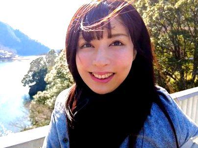 ＜三十路！＞「若く見えるゾ…！」貧乳おっぱい人妻熟女！男たちと３Pファックしちゃうゾ！！
