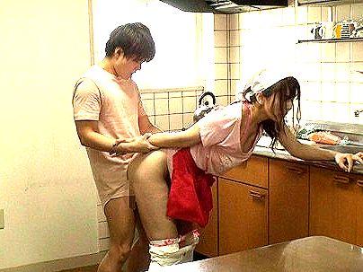 ＜家事代行！＞「ダメ…♡」エッロイ感じの巨乳おっぱい美魔女！興奮して禁断エロ行為しちゃうぞ！