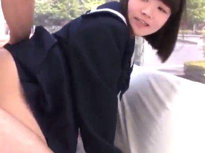 ＜シロウト軟派！＞真面目そうなカワイ子ちゃん素人がナンパされてエロ行為にｗｗｗ