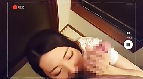 『主婦』ある日、自宅に遊びに来たいという上司達、ギラついてて嫌いだが会社での立場を悪くしたくない、「ご婦人と話がある」と寝室へ妻を連れ込む！