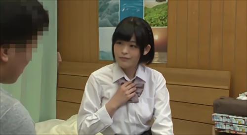 想像以上に年上で甘えん坊状態のかわいい次女が一緒に風呂に入っていた！最初の段階は、彼女が私の妹であること！私は入るのを拒んだが、彼女は強引に入ってきて！