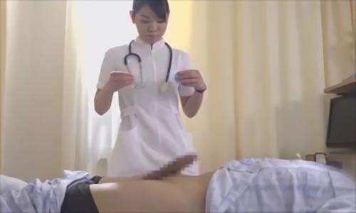 SODクリエイトの人気作「性交クリニック」にDANDYのちょいワルを加えたコラボ企画。原作のように「性交クリニック」が実在する話で！