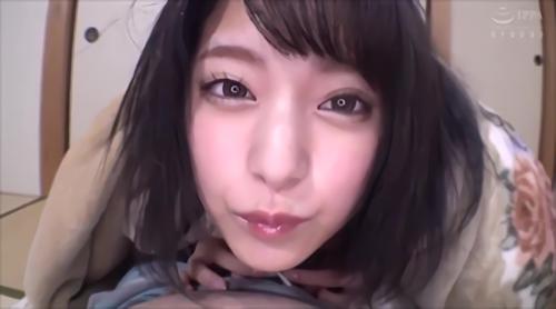 ジレンマを抱えたヤリチン妻がある日、宅配便の不始末に腹を立て、ムカついたので夫の目の前でヤラれる。