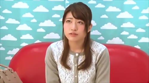 『ピチピチ』処女になりたての美人オフィスレディが童貞をHにレッスン!処女になりたての美人オフィスレディが童貞チンコを優しく手コキ!
