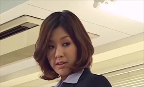 四つん這いの女子生徒だらけの教室、Gマンの巨乳で生徒を誘惑、校長室で教頭先生とファック・・。男女の卑猥な妄想が乱れ飛ぶ！