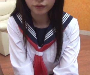 【セーラー服】かわいい制服JKとSEXしちゃう！ピストンされている姿を撮影され興奮度は最高潮