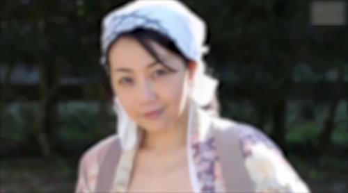 美巨乳の熟女が激しく犯され甘やかされる！