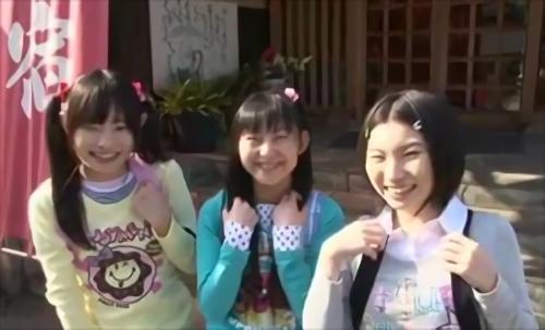 子供のフリをしてパパと同行、常連客の男と悪ふざけをする、一緒に遊ぶふりをして、見知らぬおじさんのチンコを洗ったり、しゃぶったり、セックスまでしちゃう！