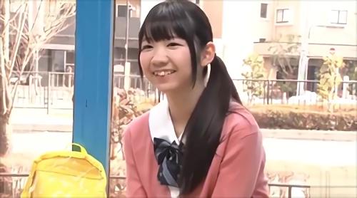 『仲良し』膣内洗浄されてHしたくなる男2人！同時に杭打ち騎乗位