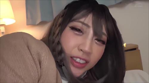 制服お嬢様のベロ舐めクンニ！フル勃起した中年チンポを硬い性器で仰け反らせる!