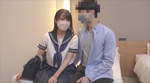 『ハメ撮り』巨乳でマスクが素敵な美少女マスクJKが彼氏にお小遣い稼ぎでHを収録してもらう！