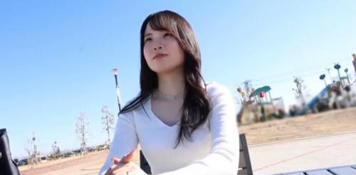 【人妻】栞 26歳 結婚1年　性欲制御不能