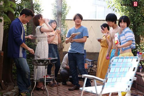 【時間よ止まれ】都心一等地で開催された富裕層パーティーに入り込むことに成功したエロ男がイタズラSEX