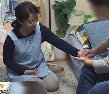＜家政婦代行＞５０代のおばさんと二人きりで部屋にいたらえちえちモードにｗ