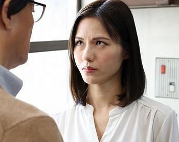 【武藤あやか】お隣のご主人に強制セックスされた四十路熟女が強烈な刺激にハマってしまう