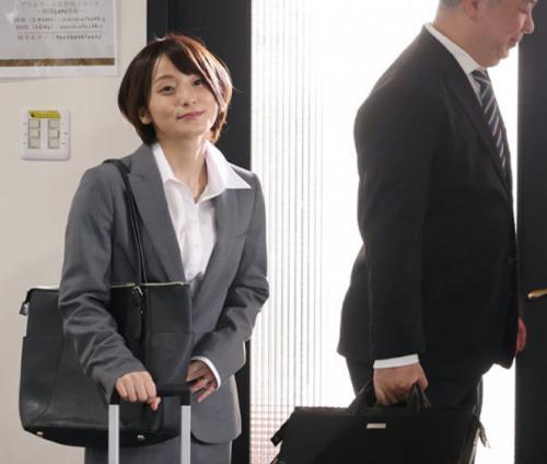 【吉良りん】夫と仲睦まじく仕事も順調な幸せ美少女が出張先で鬼畜なレイプ