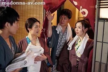 「禁断の旅行ね♡」昔から仲良しだった夫婦がお互い浮気を楽しむNTR夫婦交換セックス！藤かんな 流川はる香