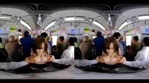 男にデカパイを揉みくちゃにされる。