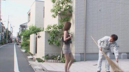 人妻に誘惑され、H的欲求を満たすため、夫以外の男性との肉体関係に陥る