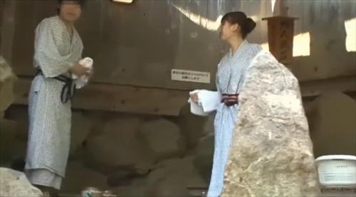 姉乳を見て弟興奮、近親相姦の物語に興味津々。
