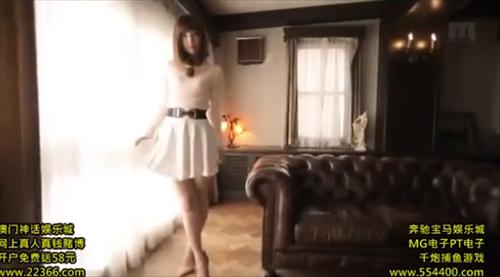 映像ファン夢見るハーレムフィール、エロい元有名人、ハーレム乱れセックスを楽しむ。