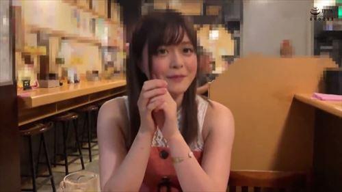 かのんちゃん、ホテルで二次会。お酒も入り、さらにエッチな気分に！