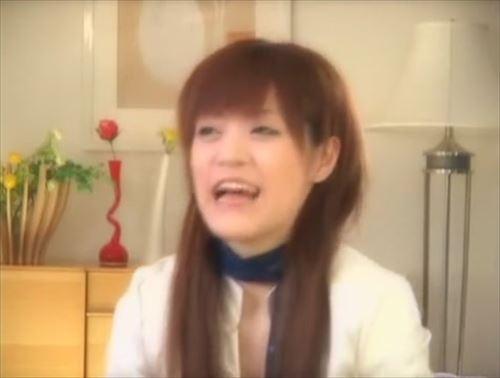 監禁された美しい女性は、変態男に身動きも取れず、猿轡で激しく責められた。