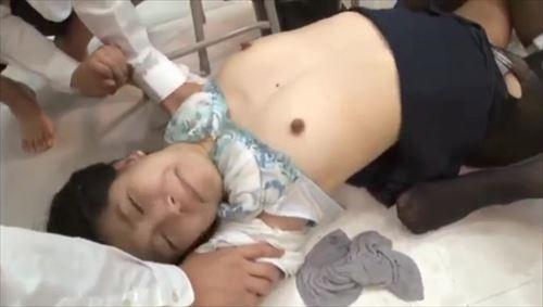 興奮する先生、生徒は抵抗できない