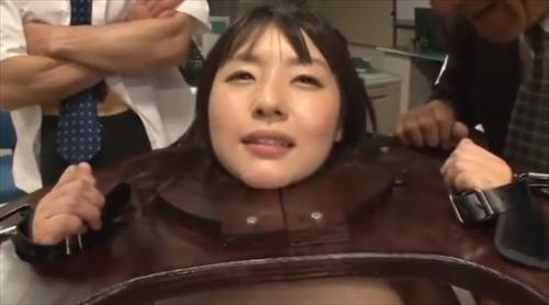 新参者、企業の福利厚生で精液トイレにされる。