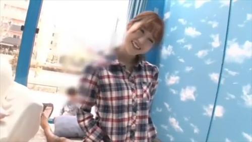 男性との交流でウキウキ、企て通りにそのまま関係を持つ。