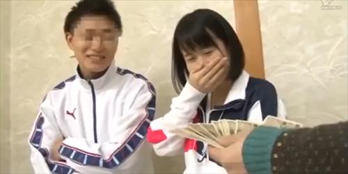 ほうまんなバスト女の人監督とじょうしがちょうせんしたせいかwｗ