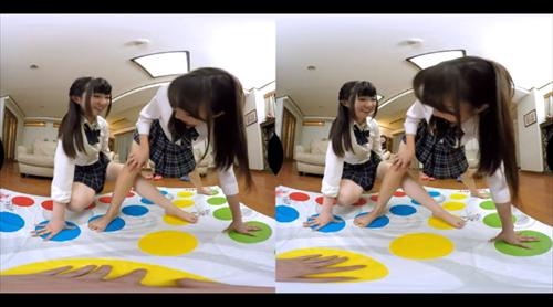 スカートめくり美少女女性大生に囲む。