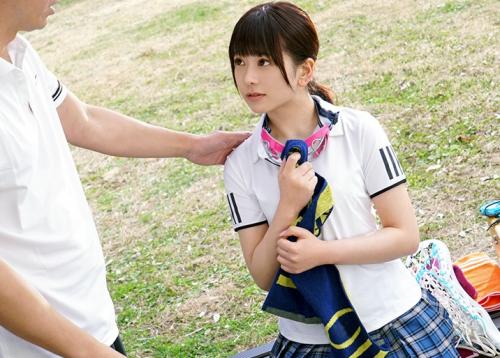 先輩部員からのセクハラマッサージでその気になっちゃうラクロス部員！
