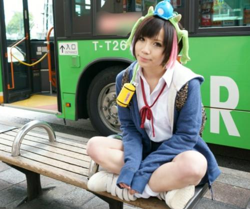 池袋にいるイマドキの女子校生ヤンキーにお小遣い渡してホテルでパイパンおマンコに生チン挿入ｗ