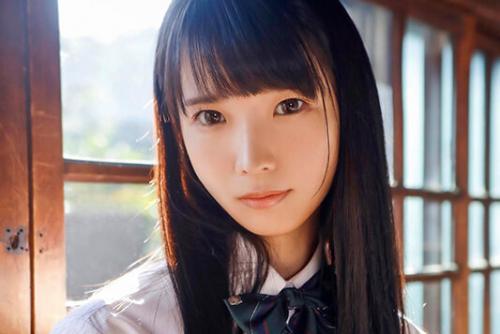 細くてか弱い美少女が好奇心で大人の世界で飛躍する！