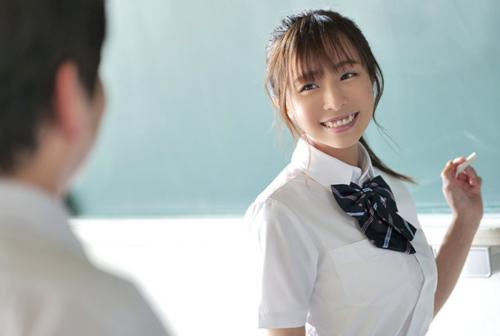 子供みたいな笑顔なのにエロ過ぎるカラダを持つ巨乳生徒にホテルに誘われて絶倫6発射精！ｗ