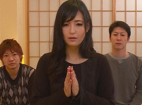 風俗じゃ味わえないｗ義姉の家庭内近親売春！
