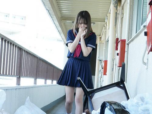 制服女子を部屋に引きずり込み異臭中年おやじに連撃中出しの悲劇！