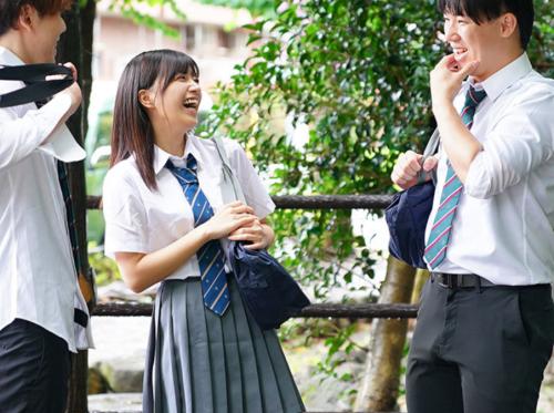 俺が居ない間に幼馴染と親友のセックスをして目撃してしまいお仕置きの連続中出しピストン！ｗ