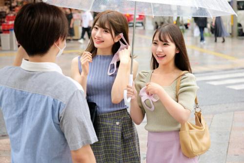 超美少女な素人娘2人組が街角で初めての逆ナンパ！童貞くんの雑魚チンポを筆下ろしｗ