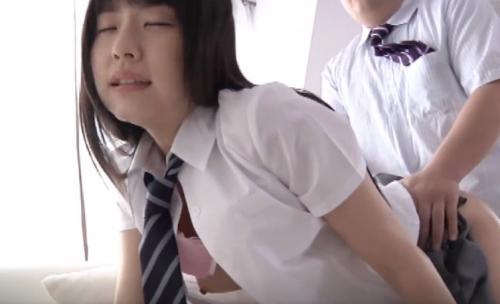 制服ごと犯し汚したい。美少女と熱い中出しセックス