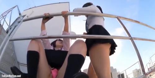 絶対領域！みんな大好き逆さまから撮る女子高生パンチラ！#エロおかず