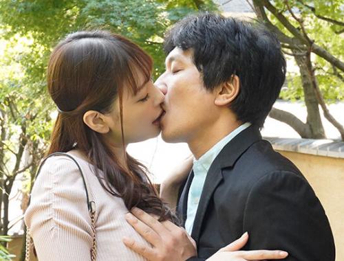 人目も気にせず欲望のままにヤリまくった激情温泉旅！