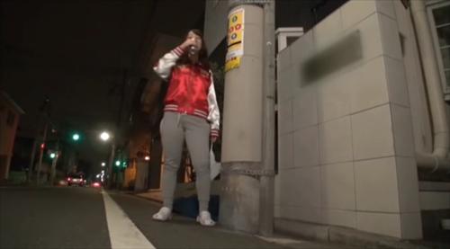 ぽっちゃりな体型で、好んで中出しを受け入れる女性。