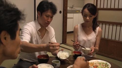 膣内射精は近親相姦と組み合わせるべきではありませんね。