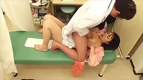 いかがわしい医師が産科でドラッグを投与、健気な妊活奥様が。