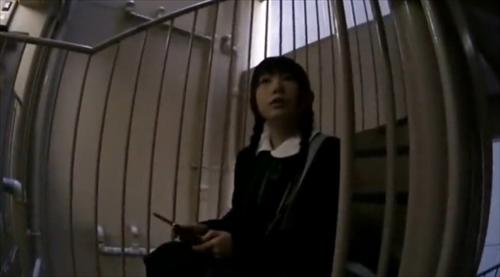 ロリ系タイプ美少女を監禁辱め
