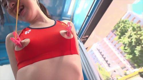 美しく鍛えられた肉体、姉たちの厳しい制裁。ミラー号内でのペナルティゲームへ。