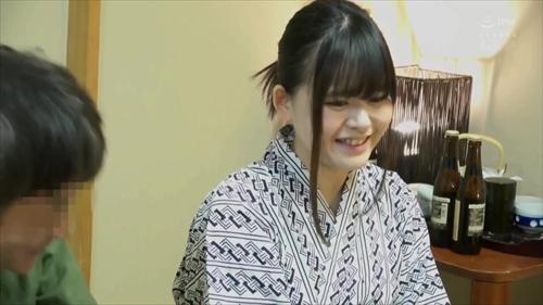 既婚女性の漏洩、地域組織の機密情報を提供し、父親たちを慰める酒盛り。